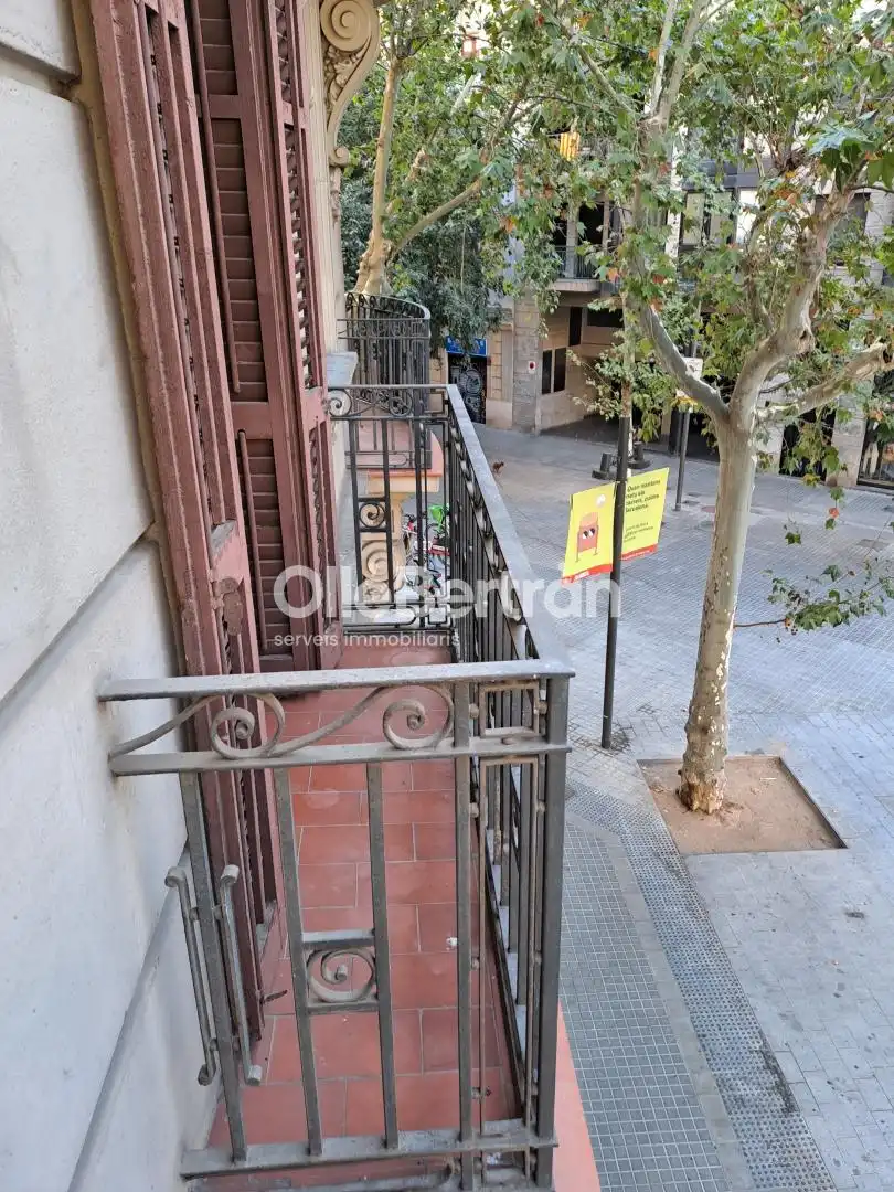 Exterior view of Flat for sale in Barcelona  with Balcony