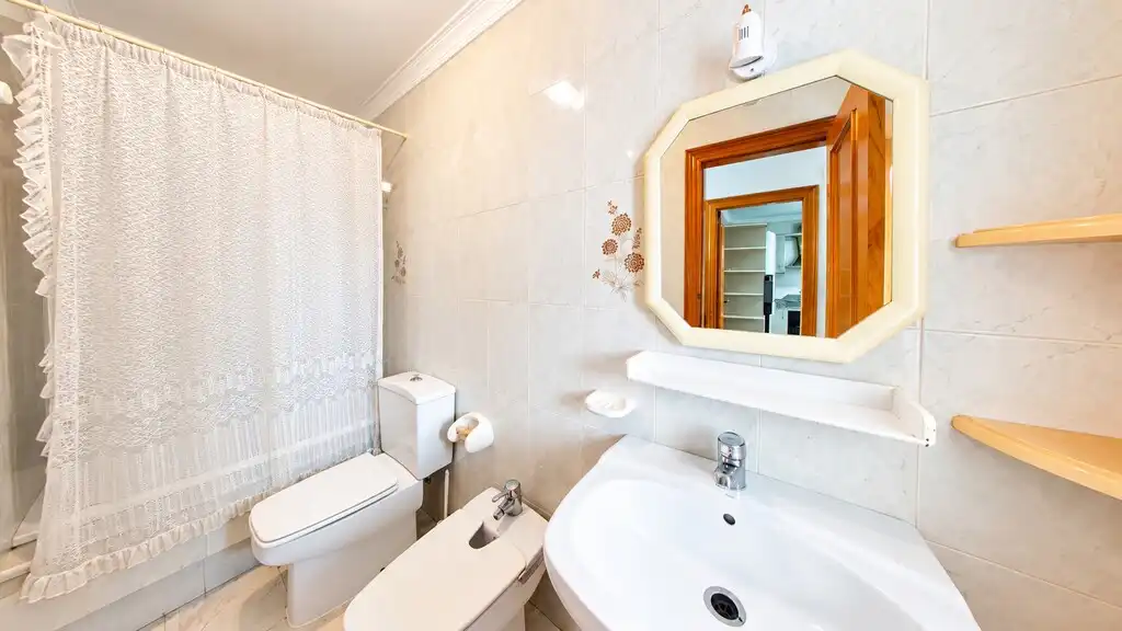 Baño de Casa adosada en venta en Vélez-Málaga con Amueblado