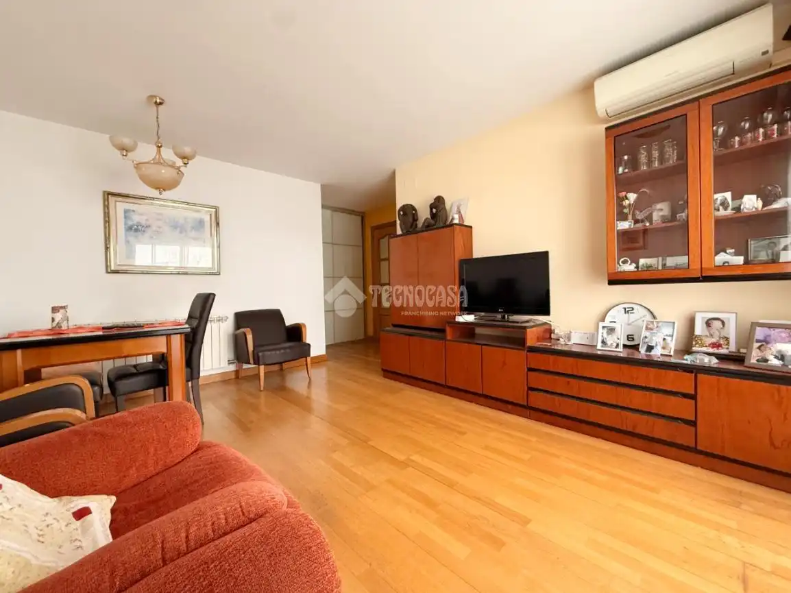 Living room of Flat for sale in Sant Boi de Llobregat  with Air Conditioner and Heating