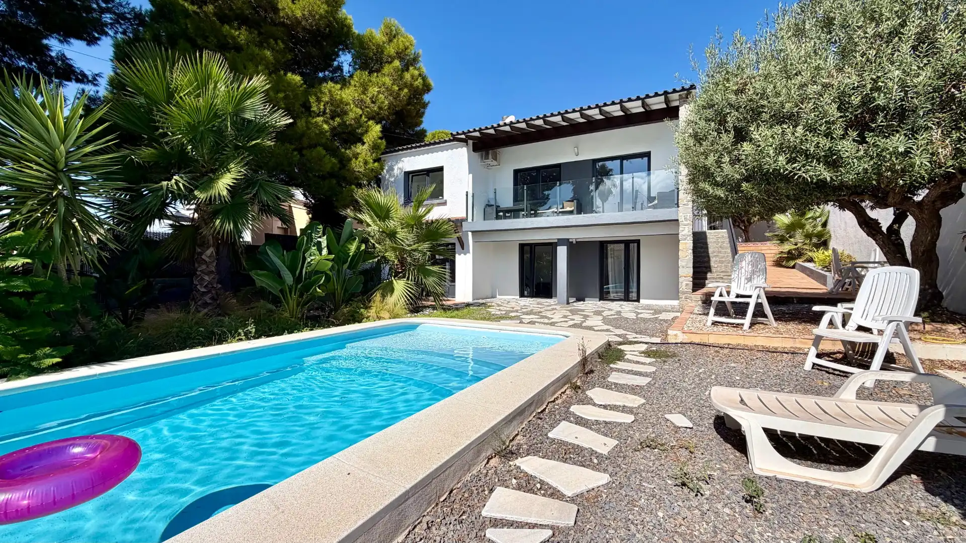 House with pool for sale in Marisol Park - Ortembach - Los Almendros