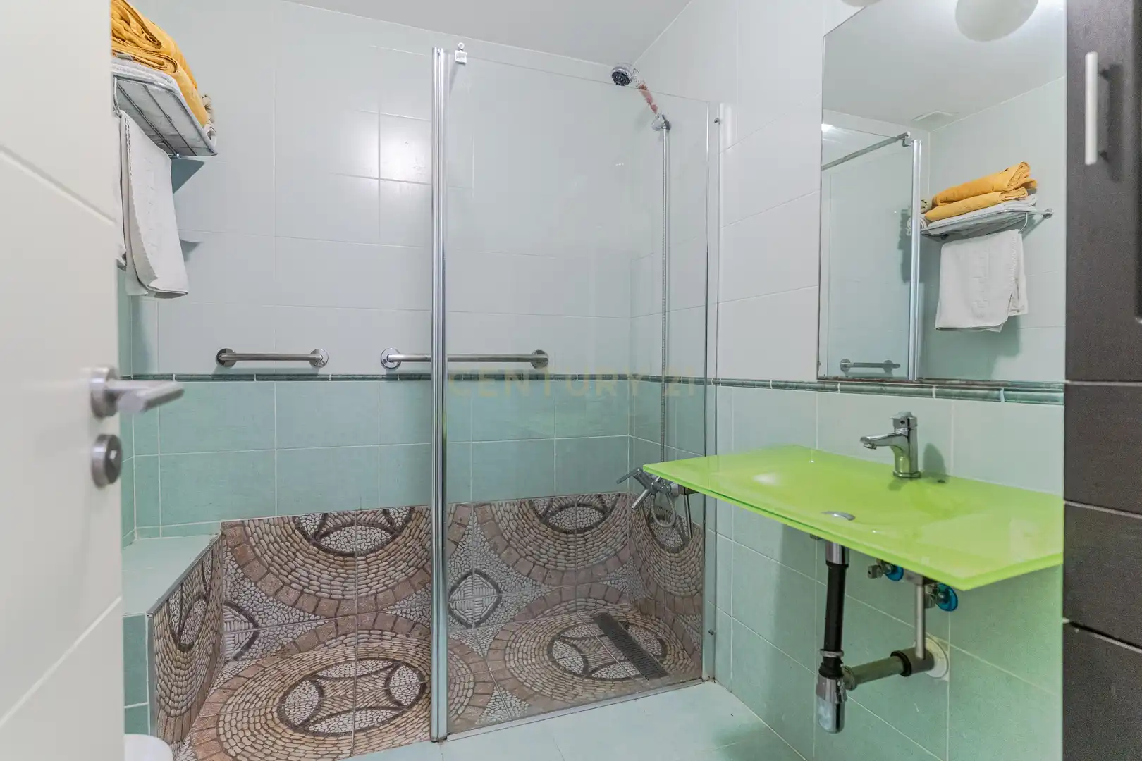 Baño de Apartamento en venta en Rincón de la Victoria con Aire acondicionado, Trastero y Piscina