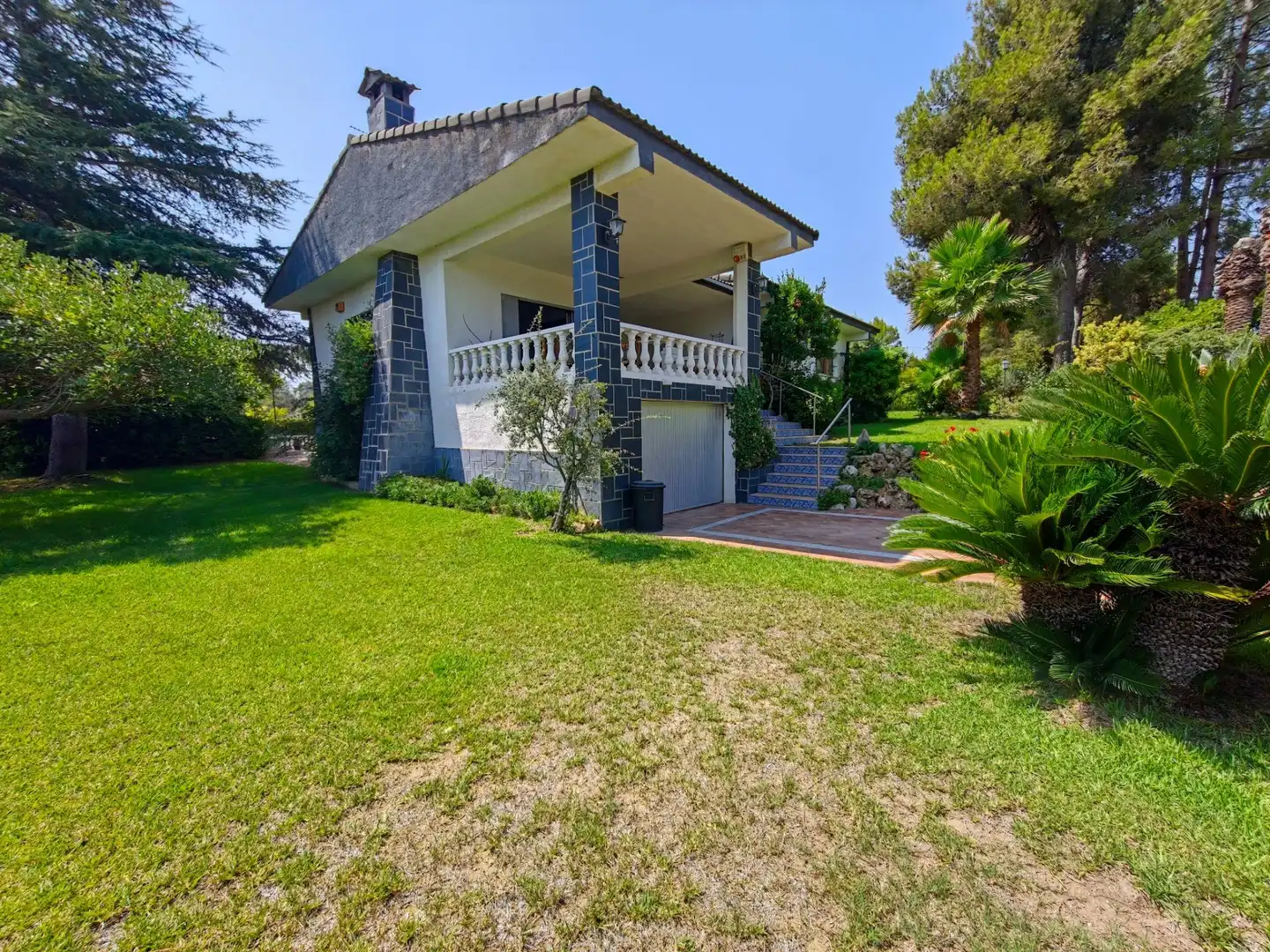 Villa avec piscine à vendre à MAS PAVIA 2