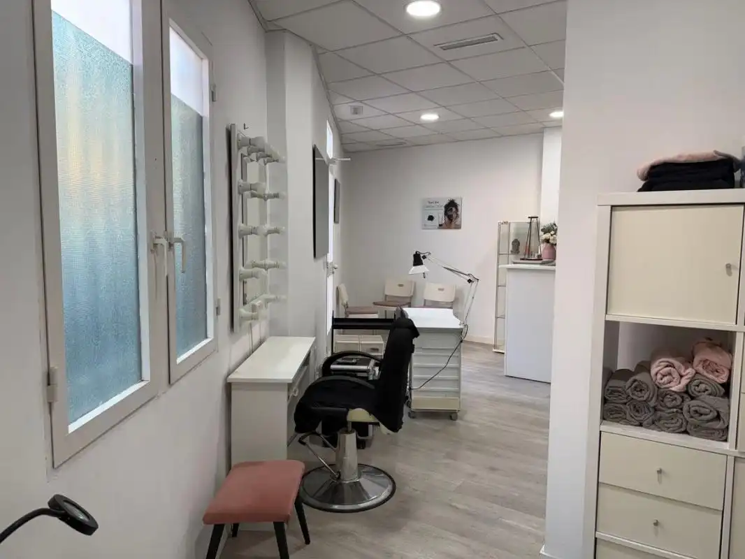 Local comercial en venda a Carrer Juan Ramón Jiménez, imagen 4