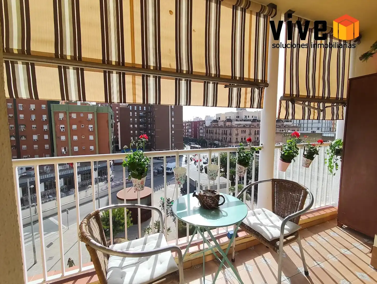 Balcony of Flat for sale in Sevilla  with Air Conditioner and Terrace