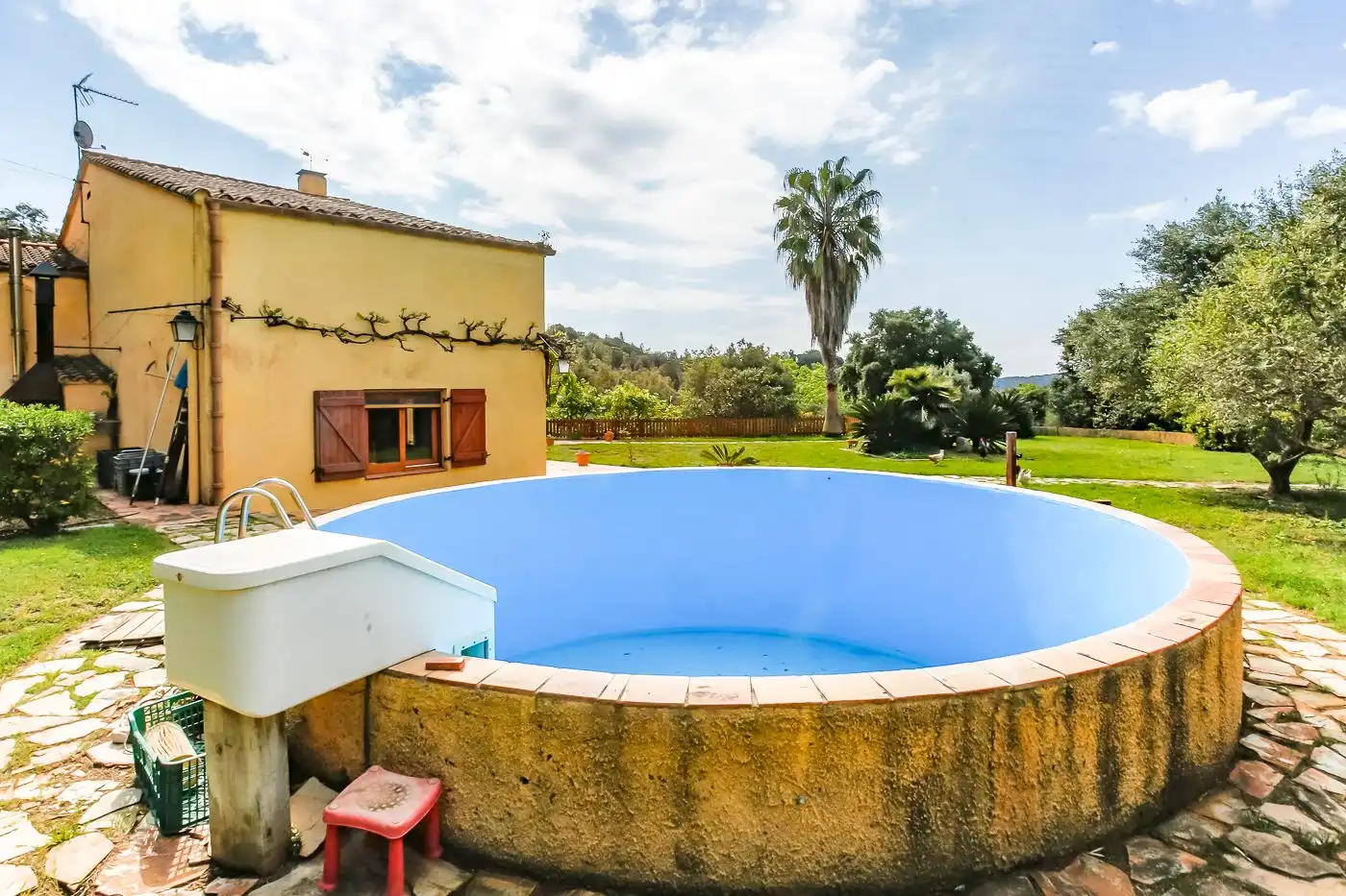 Piscina de Finca rústica en venta en Sant Iscle de Vallalta con Calefacción, Terraza y Trastero