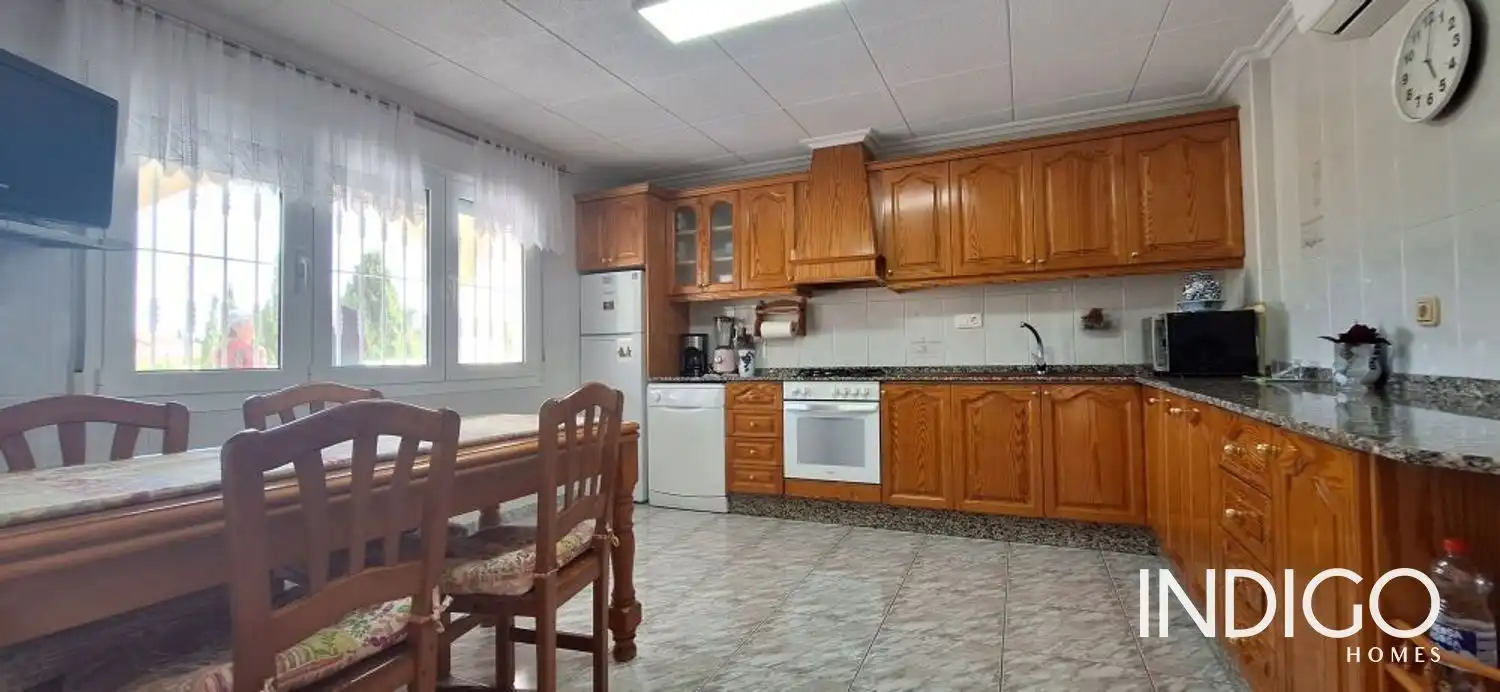 Cocina de Casa o chalet en venta en Elche / Elx con Aire acondicionado, Calefacción y Terraza