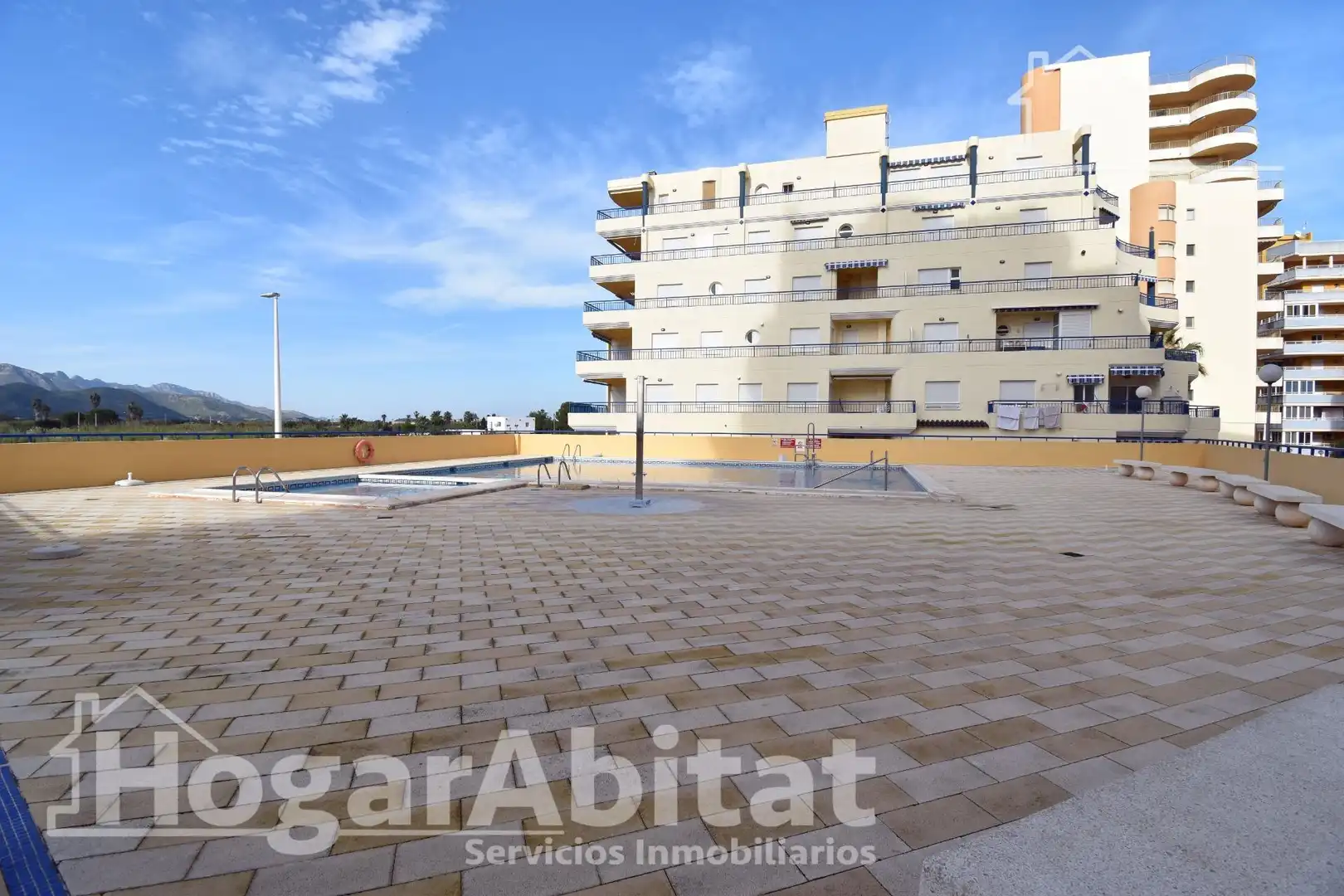 Vista exterior de Pis en venda en Tavernes de la Valldigna amb Terrassa, Traster i Balcó