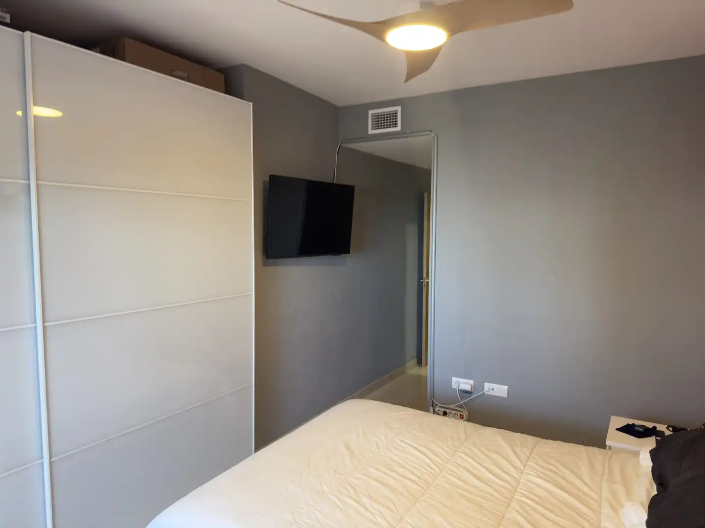 Bedroom of Apartments for rent in Benalmádena  with Air Conditioner, Terrace and Storage room