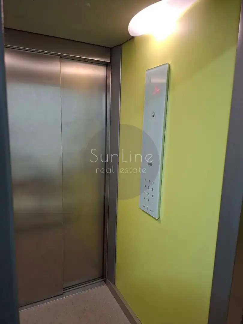 Piso con terraza en venta en Carrer de Montreal 76, imagen 36