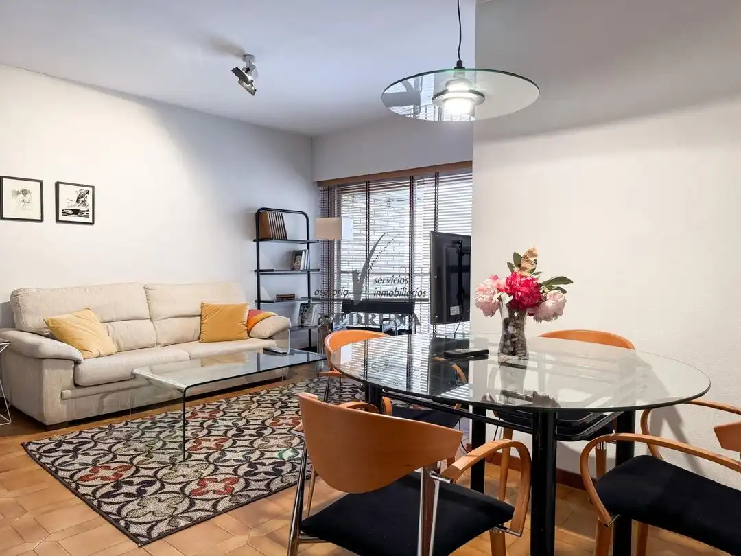 Flat with lift to rent in Avenida de José Anselmo Clavé