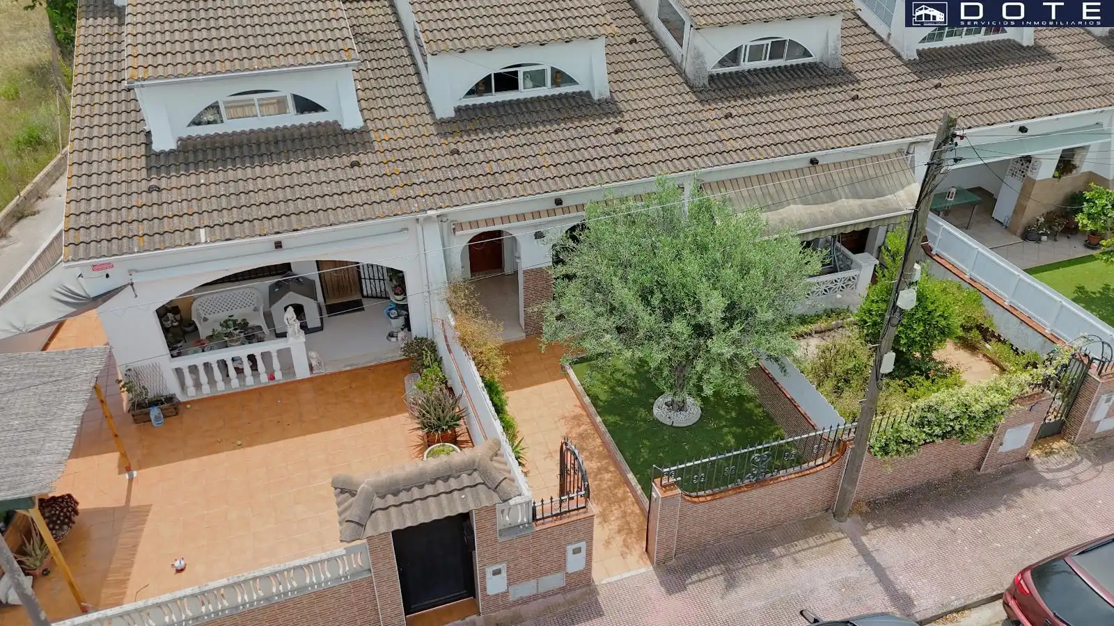 Vista exterior de Casa adosada en venta en Creixell con Terraza, Trastero y Alarma