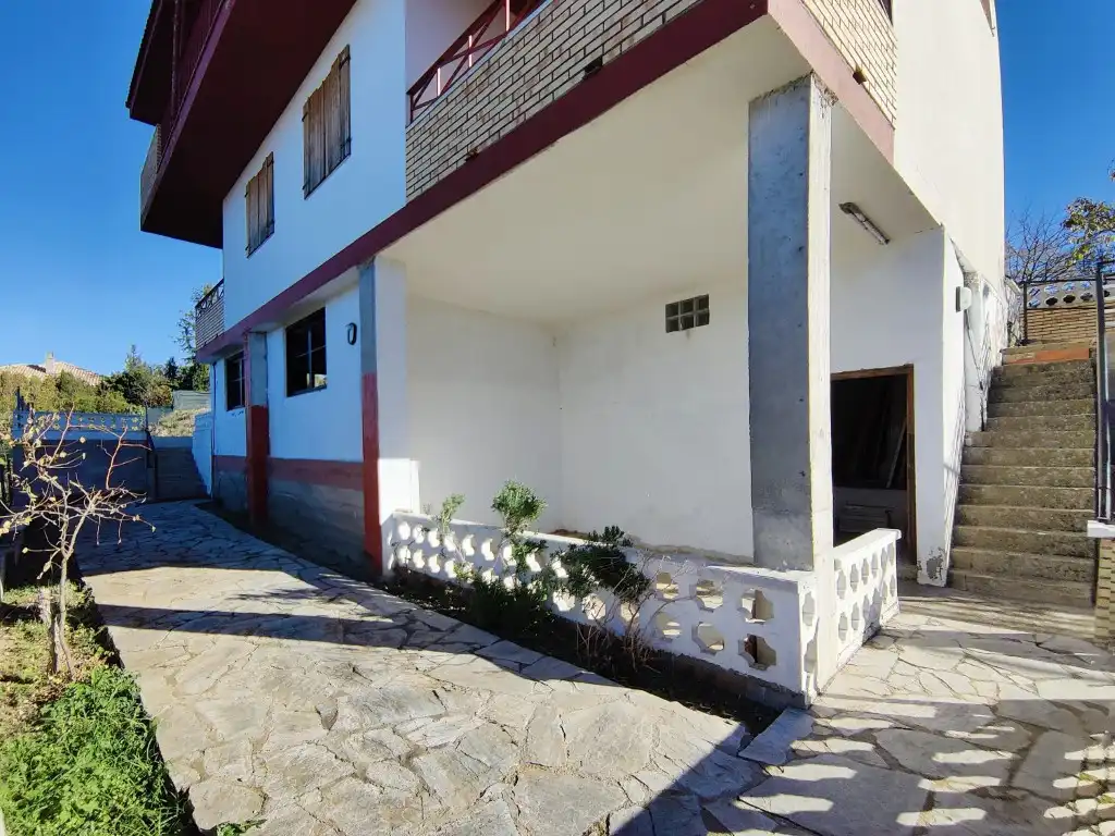 Außenansicht von Haus oder Chalet zum Verkauf in Barbastro