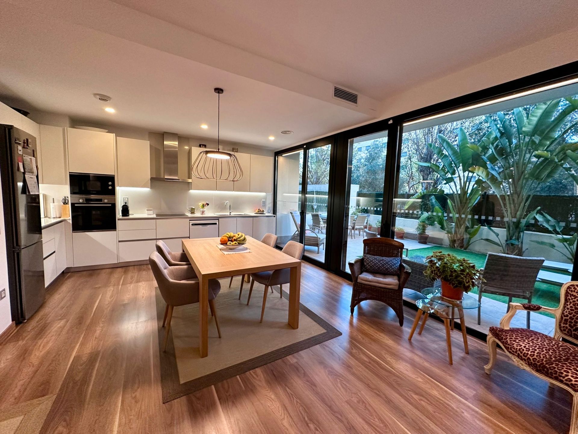 Cuina de Pis en venda en Salou amb Aire condicionat, Calefacció i Jardí privat