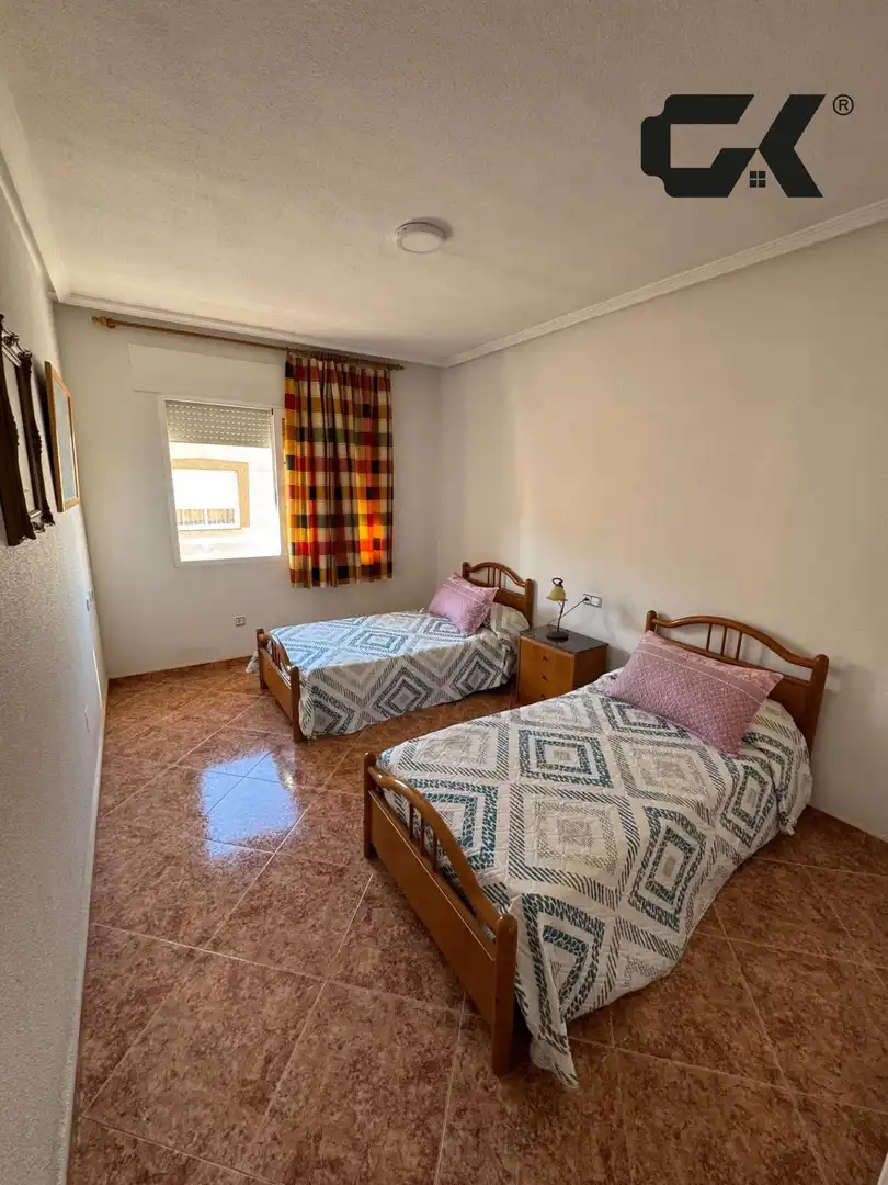 Habitación de Casa adosada en venta en Murcia