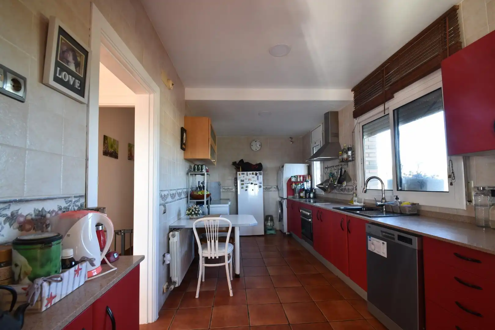 Casa con terraza en venta en Canyelles, imagen 4