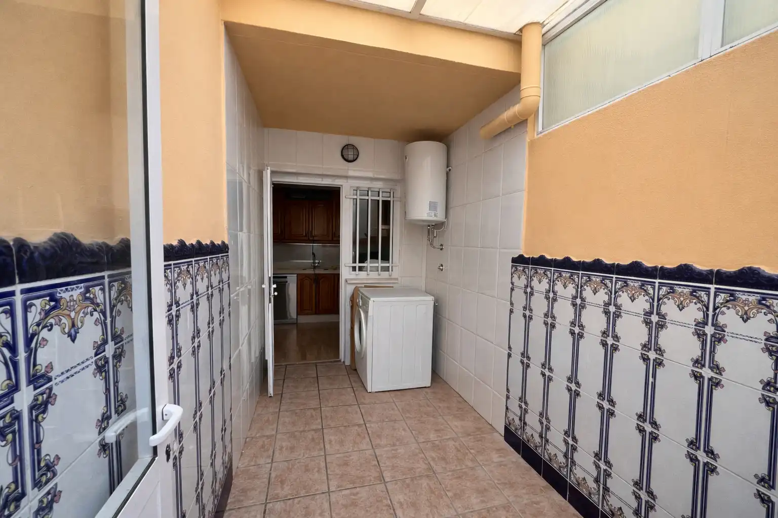 Cocina de Casa adosada en venta en Cartagena con Aire acondicionado, Calefacción y Jardín privado