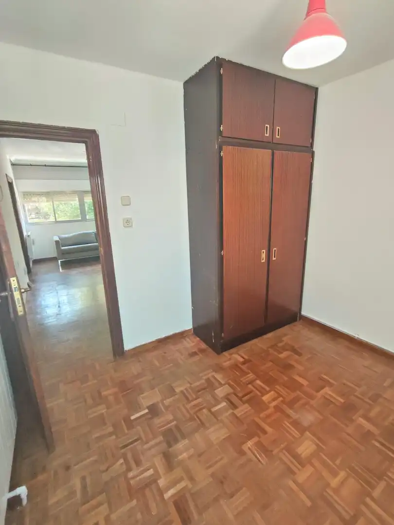 Habitación de Piso en venta en Madrid con Calefacción y Parquet