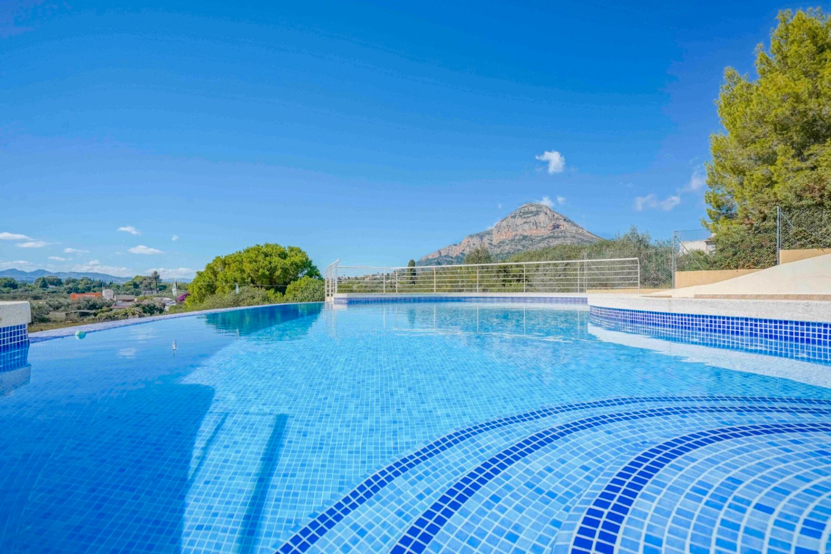 Piscina de Finca rústica en venda en Jávea / Xàbia amb Aire condicionat, Calefacció i Jardí privat