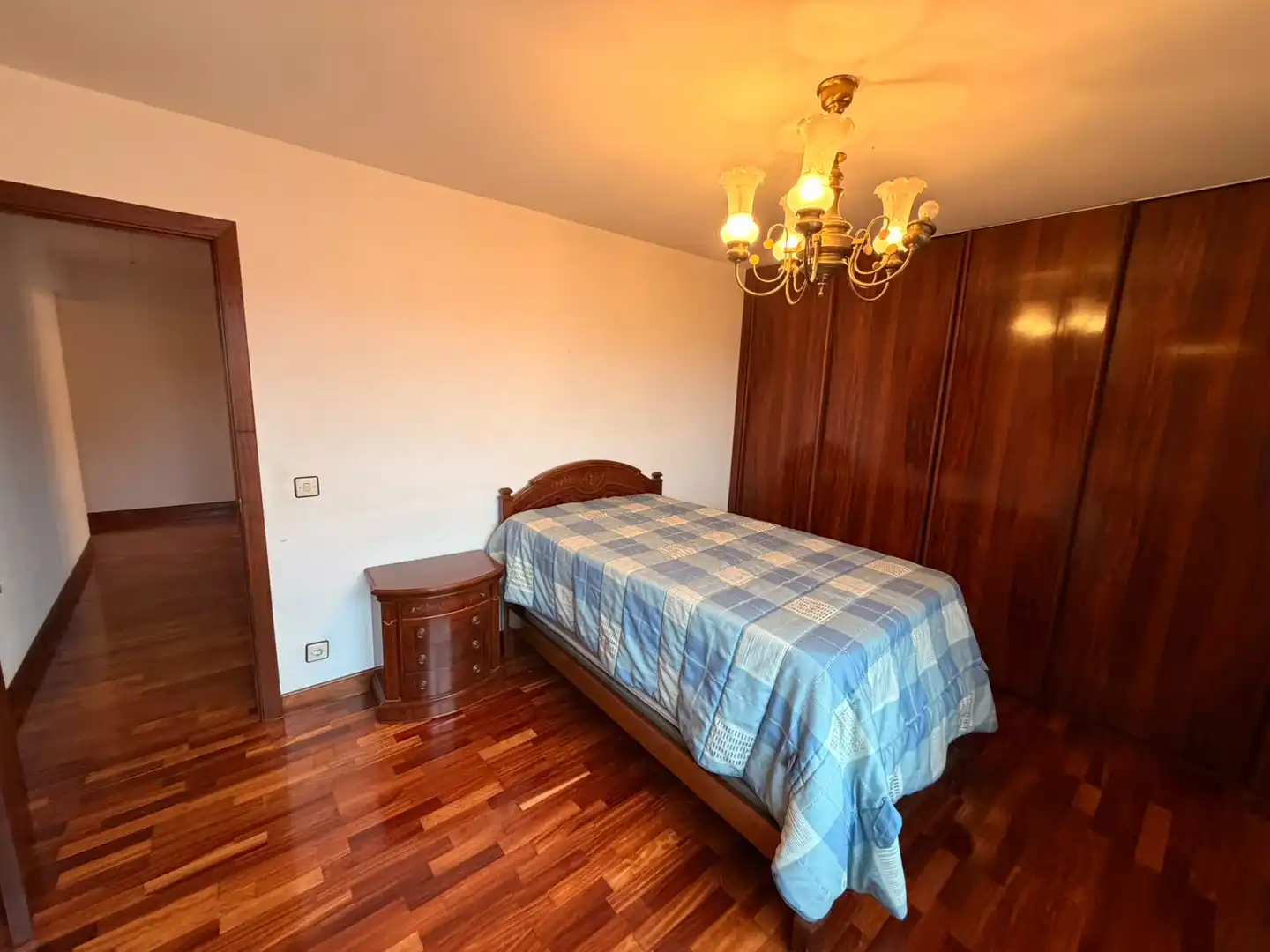 Bedroom of Flat for sale in Cruces