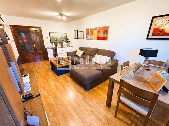 Living room of Flat for sale in Guadalajara Capital  with Air Conditioner, Heating and Parquet flooring