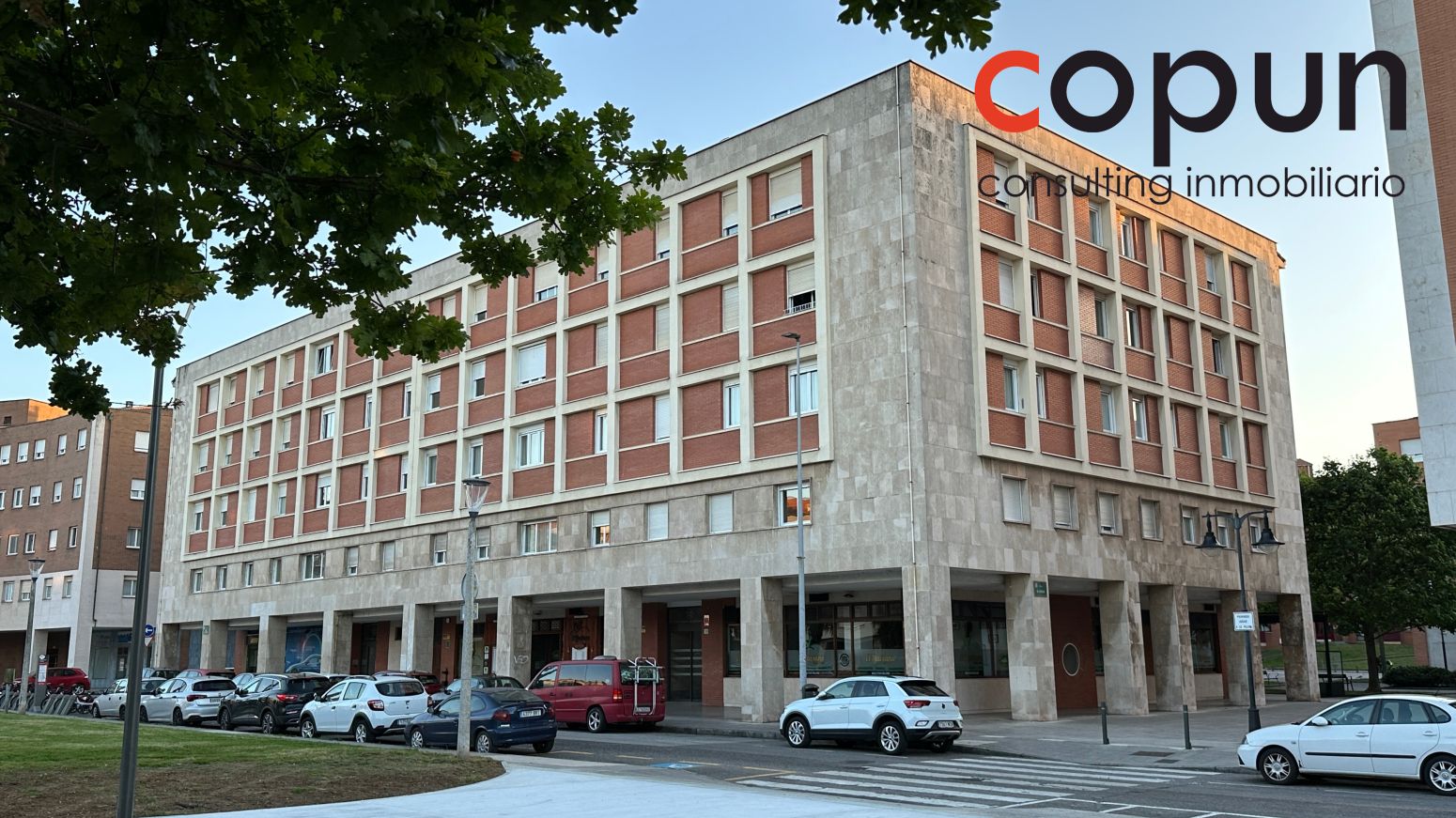 Exterior view of Flat for sale in Gijón   with Heating, Private garden and Furnished