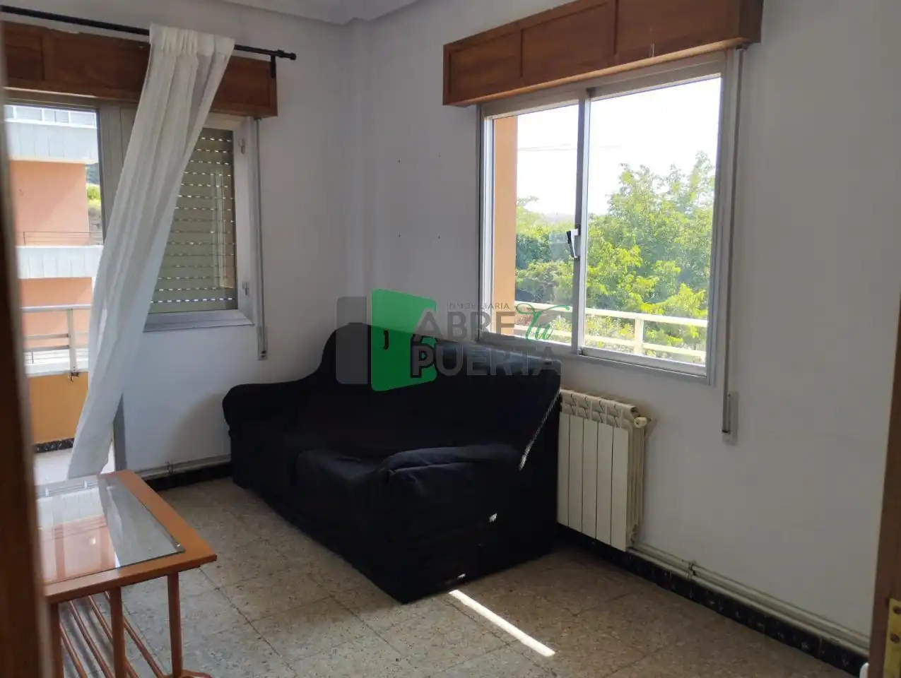 Habitación de Piso en venta en San Miguel de la Ribera con Calefacción, Trastero y Amueblado