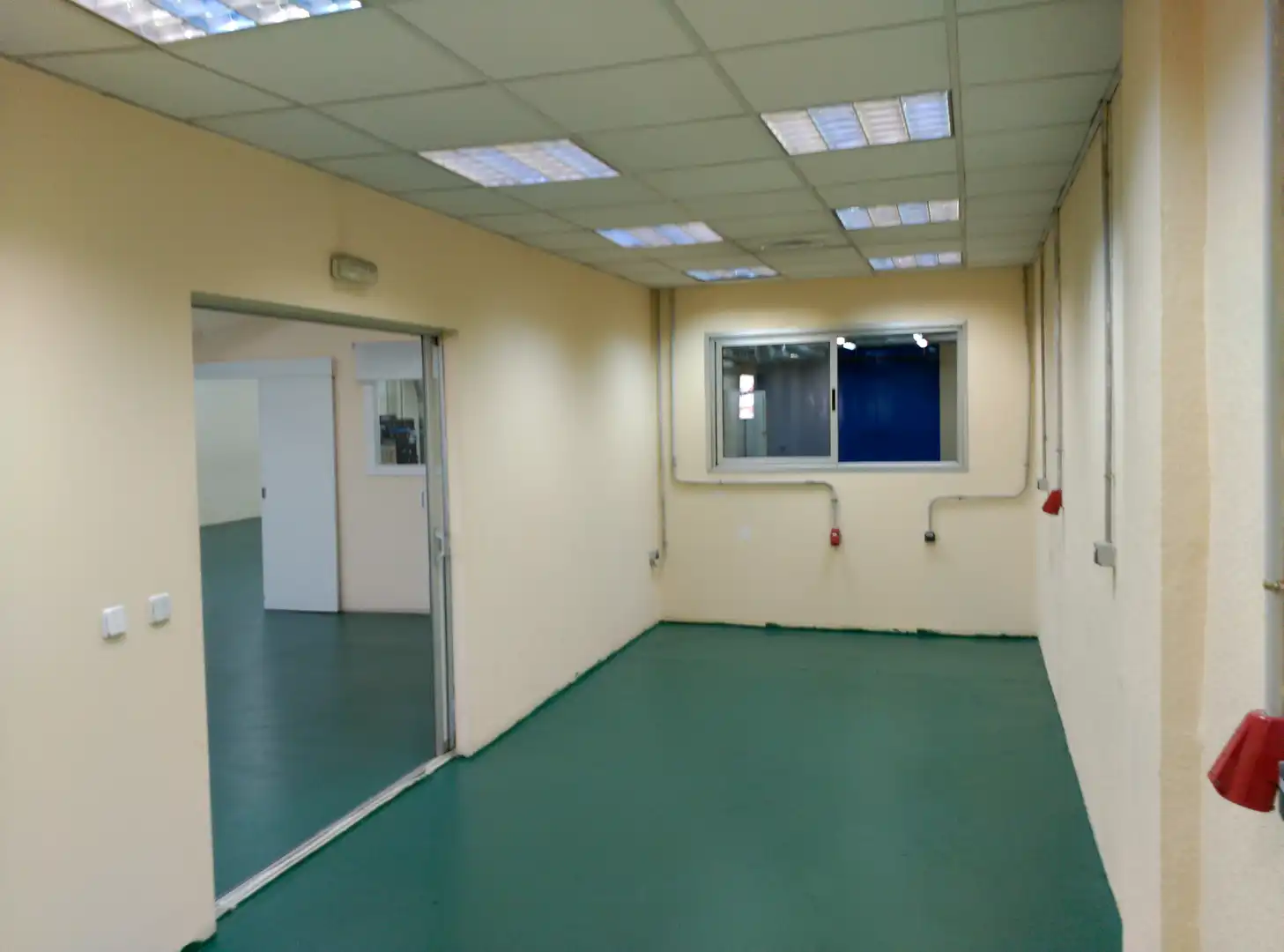 Office for sale in Madrid  with Air Conditioner, Heating and Internet