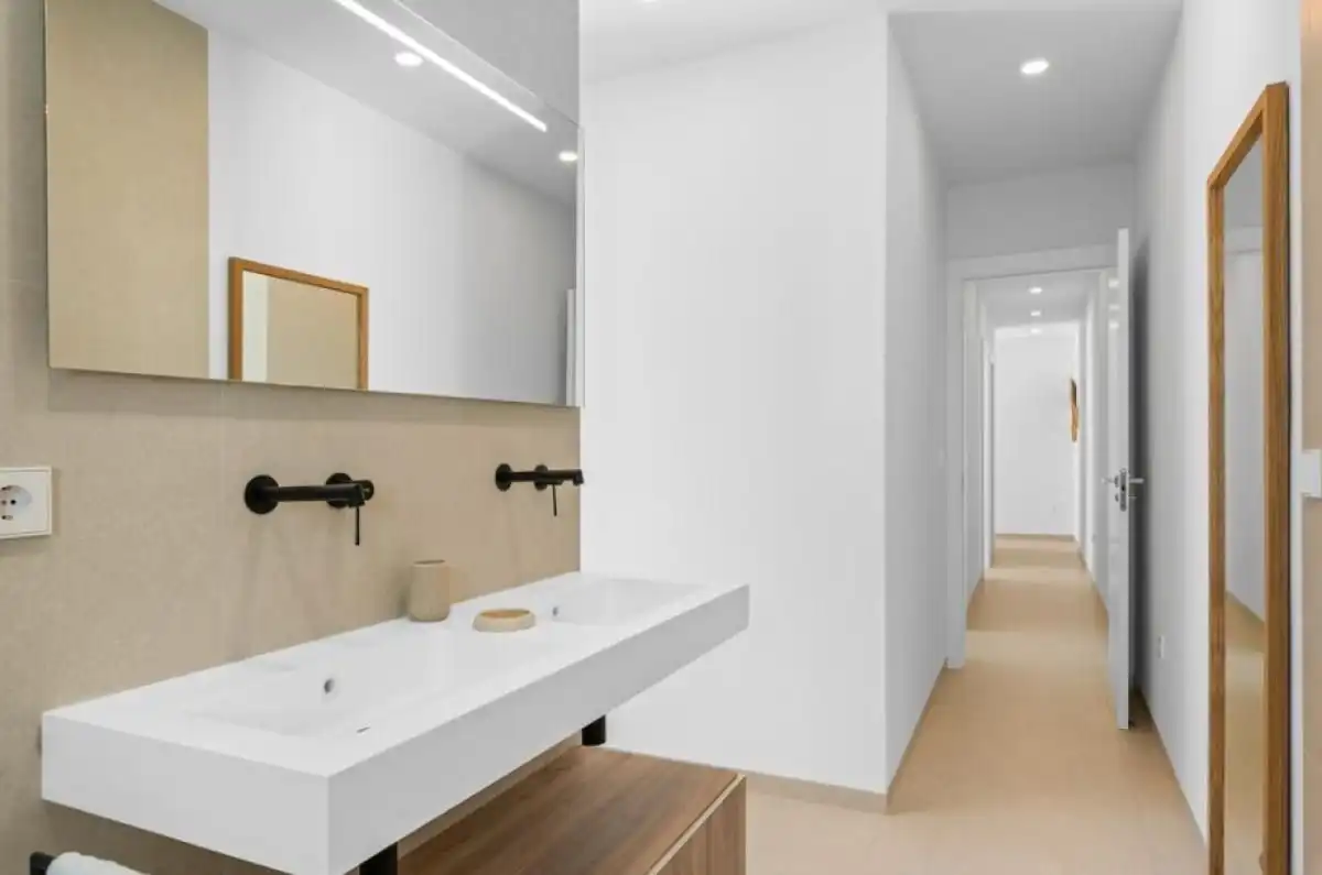 Chalet con piscina en venta en Las Lomas de Rame - Bahía Bella, imagen 10