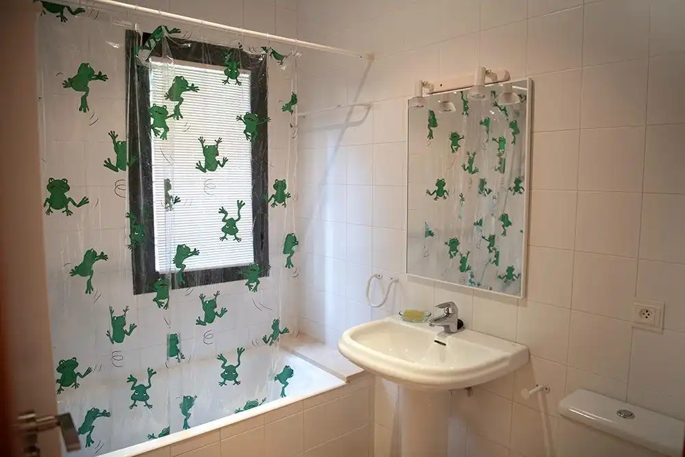 Baño de Casa o chalet en venta en Bormujos con Aire acondicionado, Calefacción y Jardín privado