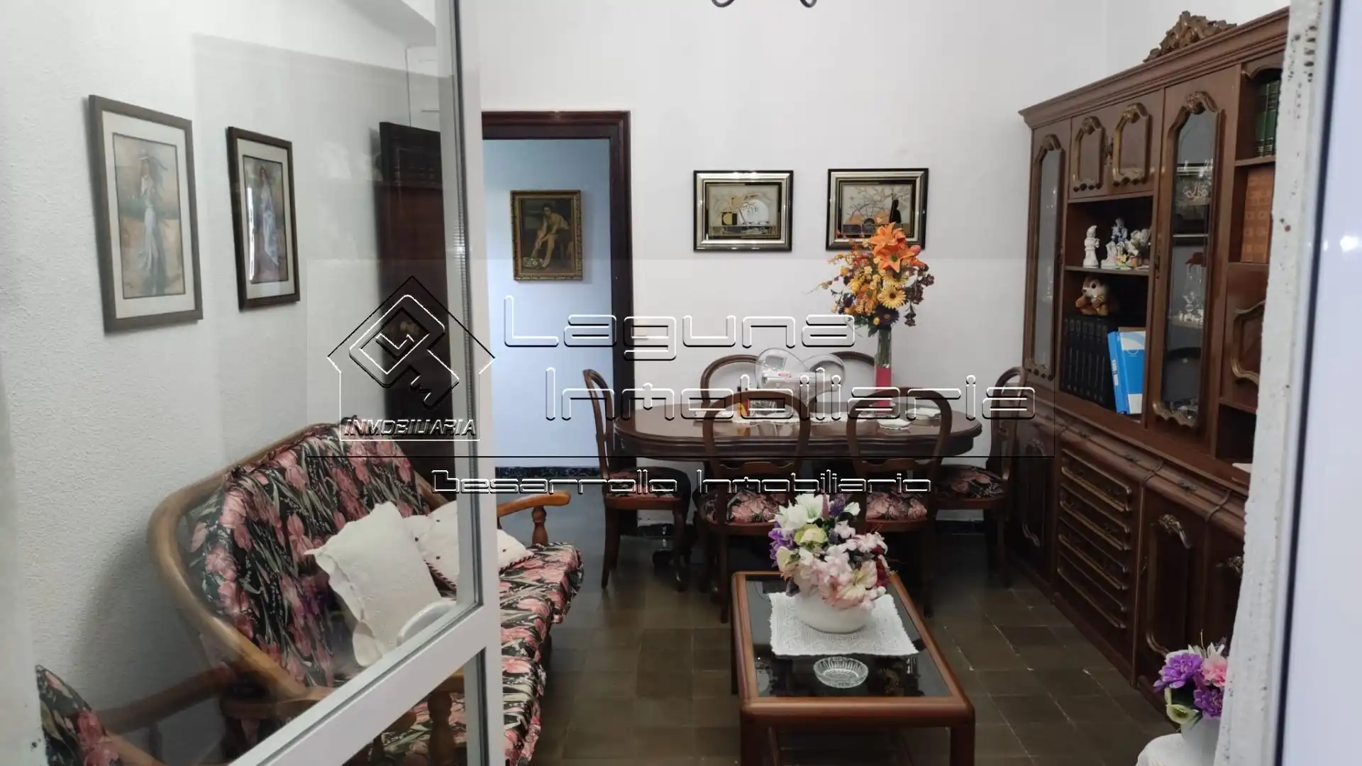 Sala de estar de Piso en venta en  Cádiz Capital con Terraza y Amueblado