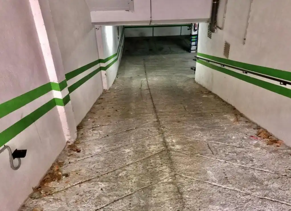 Parking for sale in C/ Bruc, imagen 3