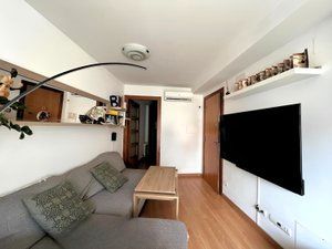 Sala d'estar de Pis en venda en Castelldefels amb Aire condicionat, Calefacció i Parquet