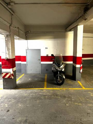 Garaje en Alquiler en CL PINTOR ZARIÑENA, 5 en El Carme