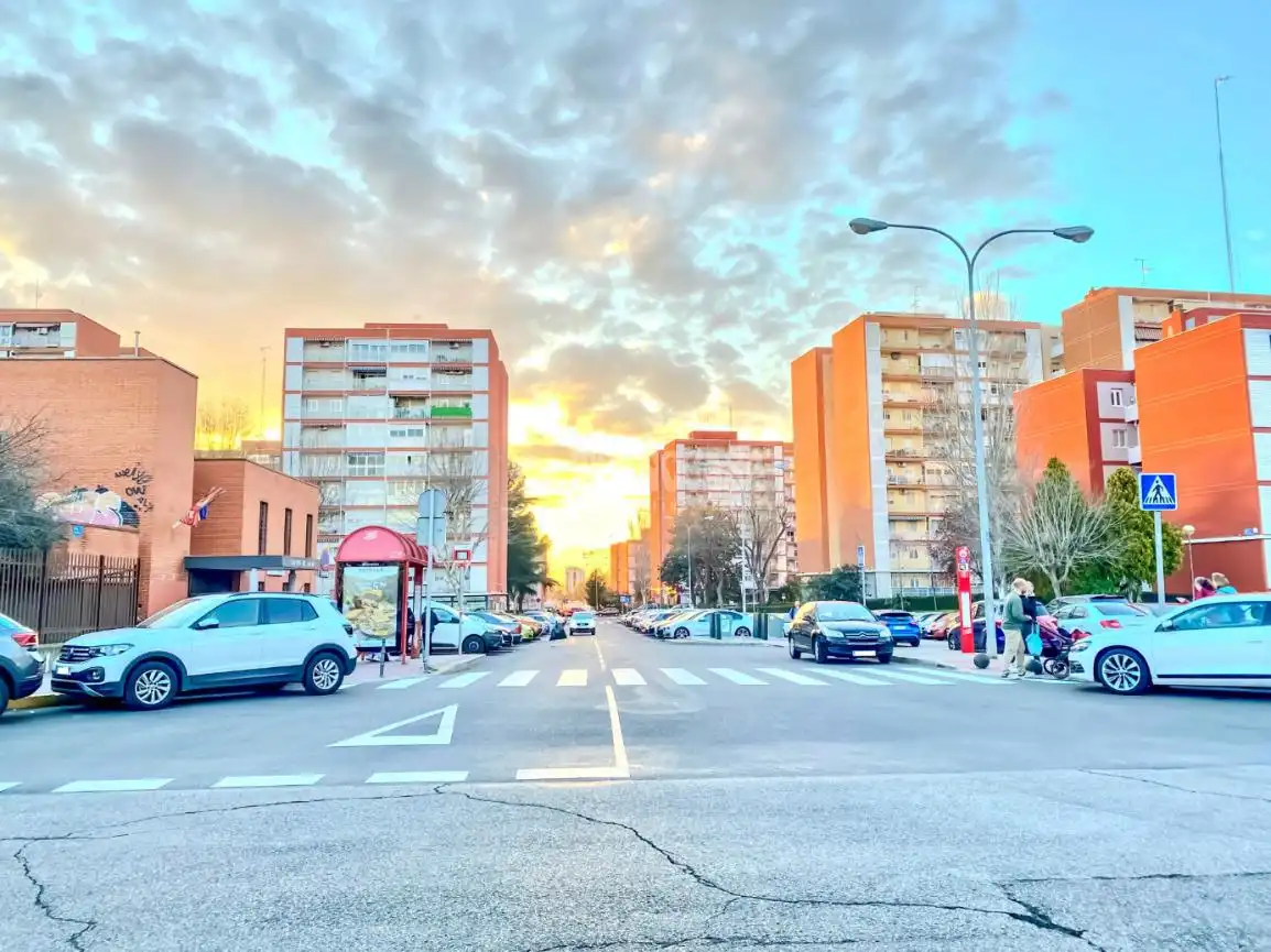 Exterior view of Flat for sale in Fuenlabrada  with Heating, Swimming Pool and Community pool