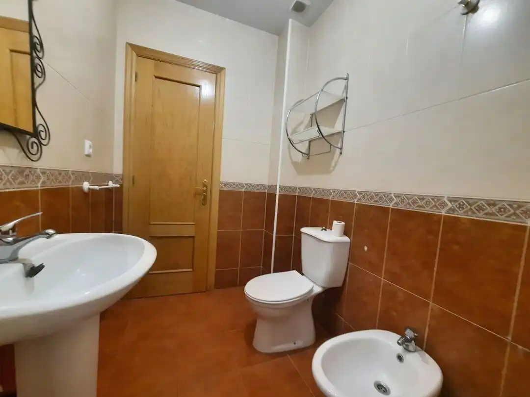 Bathroom of Detached homes for sale in Hormigos  with Heating, Swimming Pool and Alarm