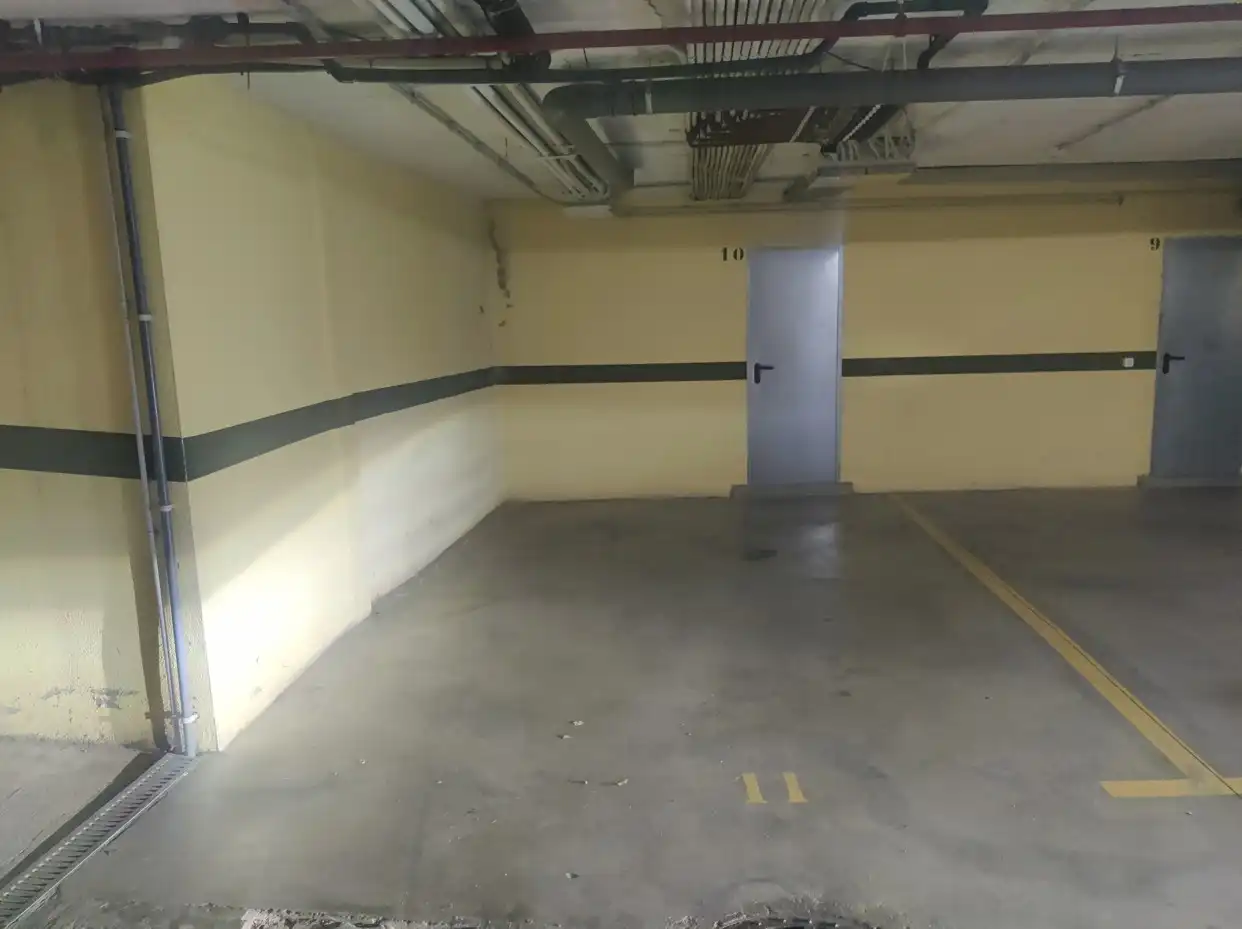 Parking of Ground floor for sale in Pals  with Air Conditioner, Heating and Private garden