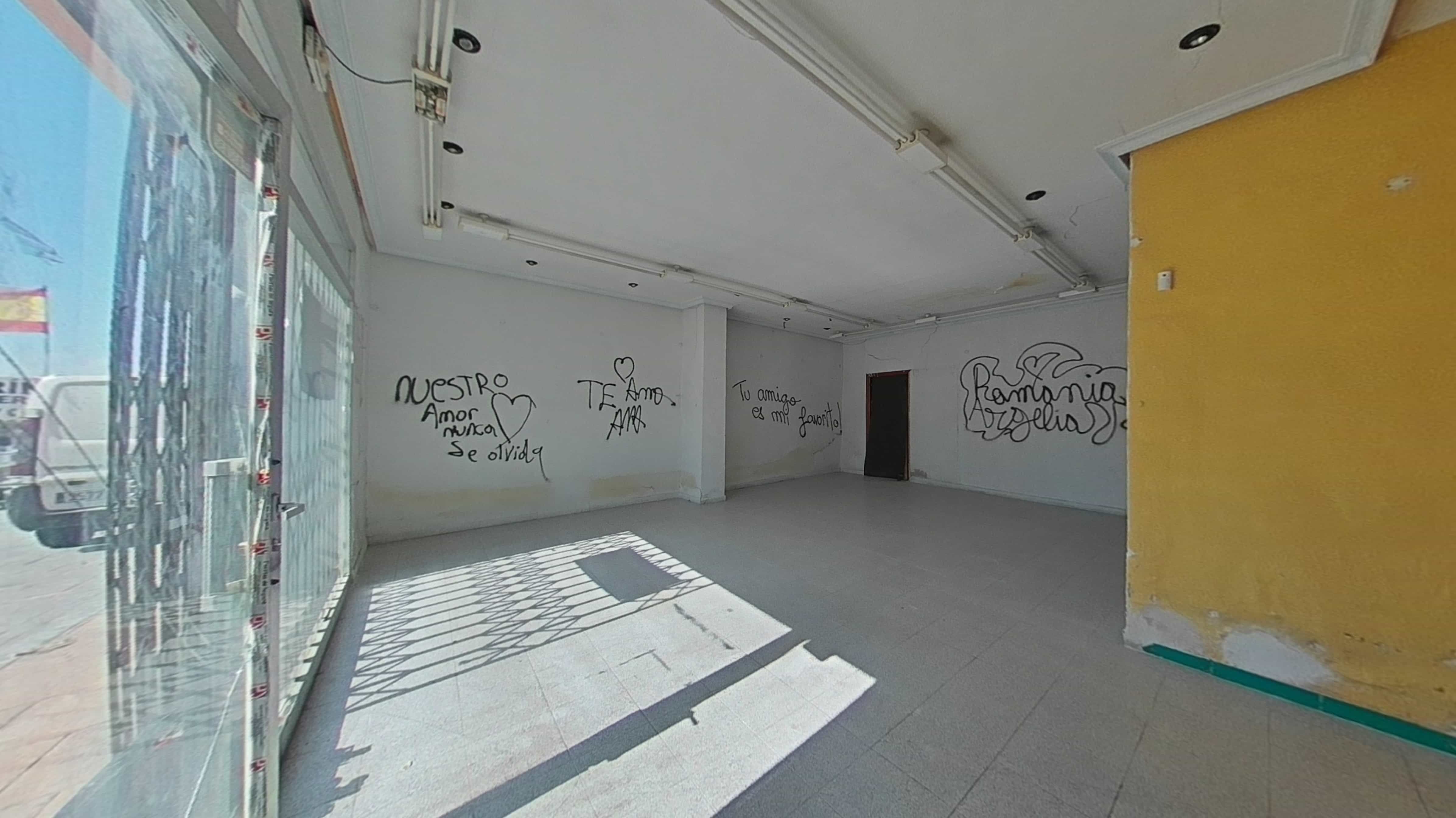 House or chalet for sale in Los Vientos- Casa Ros