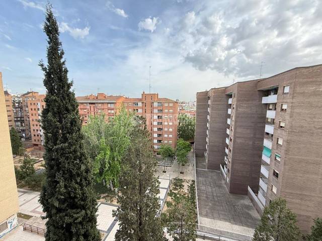 Piso en Venta en Parque Palomar – Bombarda