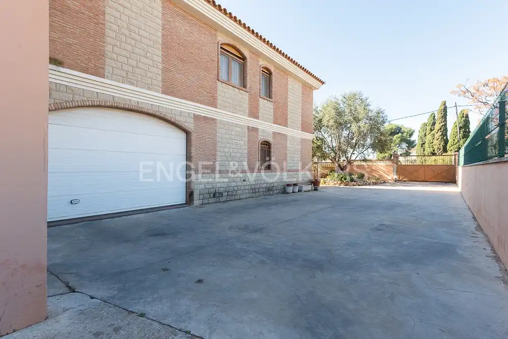 Vista exterior de Casa o chalet en venta en Náquera con Aire acondicionado, Calefacción y Jardín privado