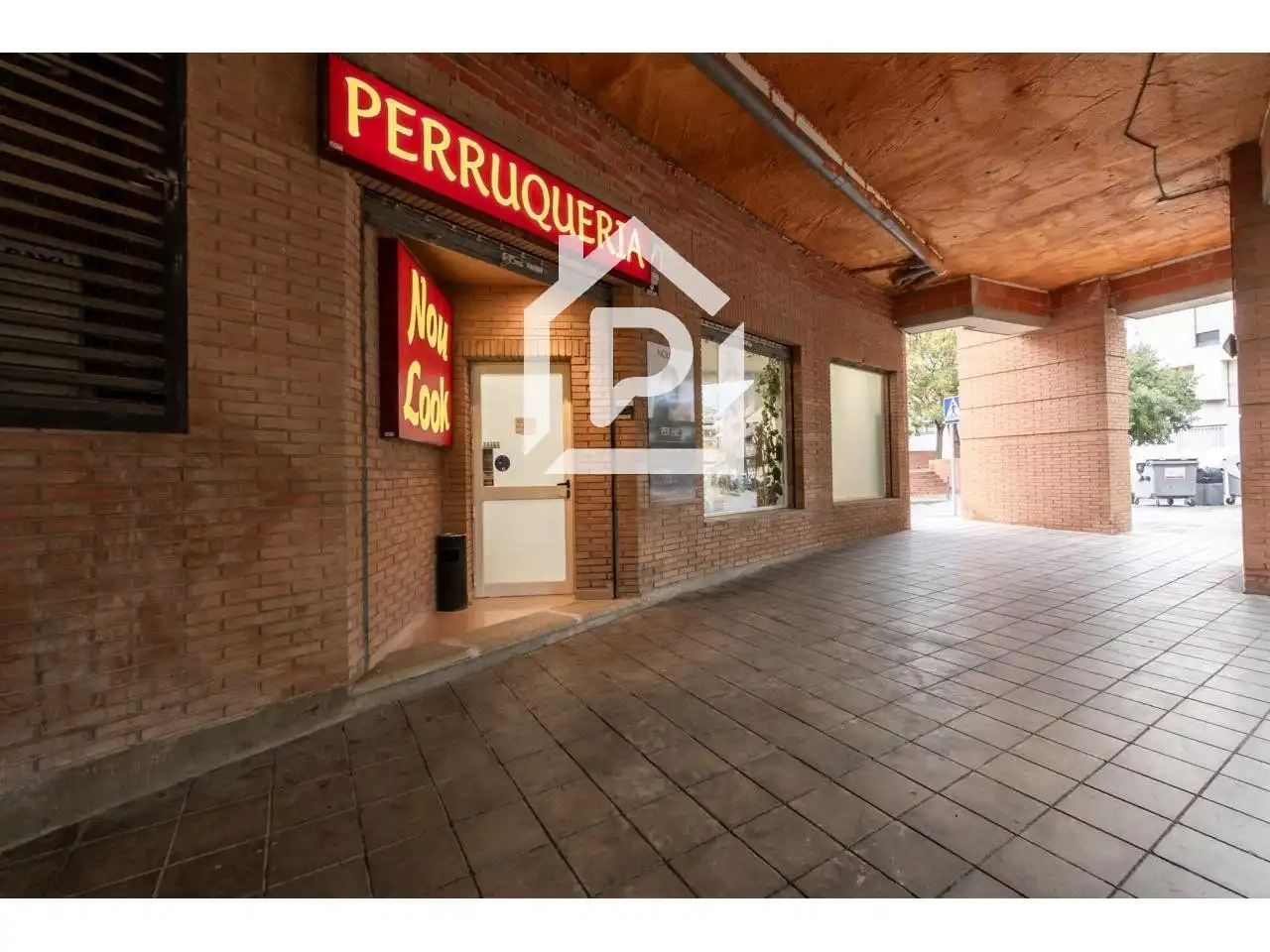 Local comercial en venta en Joan Tutau, imagen 5