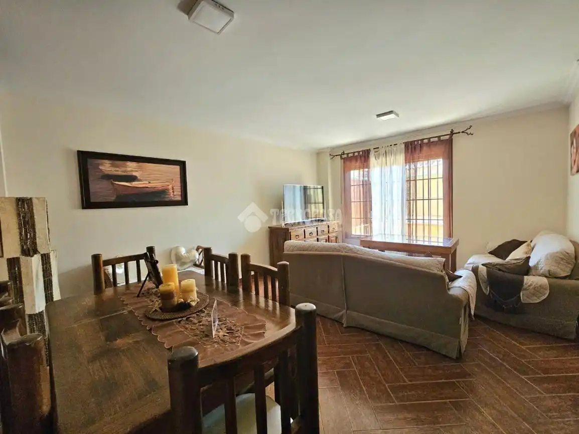Sala d'estar de Casa adosada en venda en Jerez de la Frontera