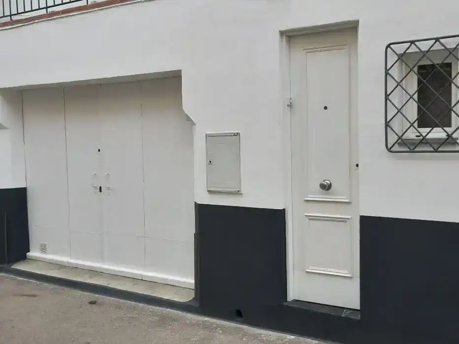 Außenansicht von Erdgeschoss zum Verkauf in El Prat de Llobregat