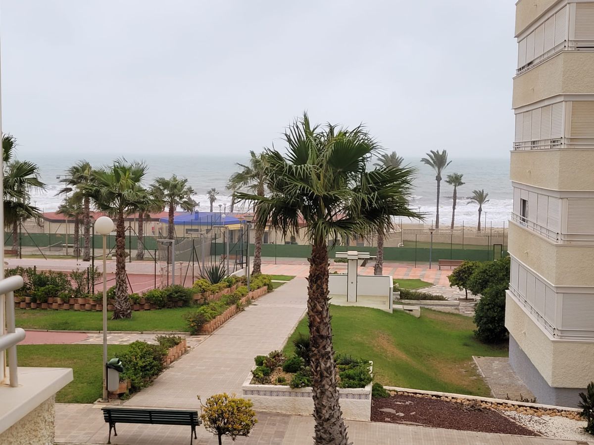 Jardí de Apartament en venda en Alicante / Alacant amb Aire condicionat, Calefacció i Jardí privat