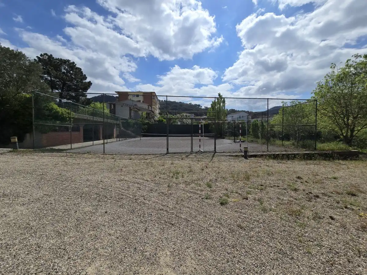 Aparcament de Finca rústica en venda en La Roca del Vallès amb Terrassa i Balcó