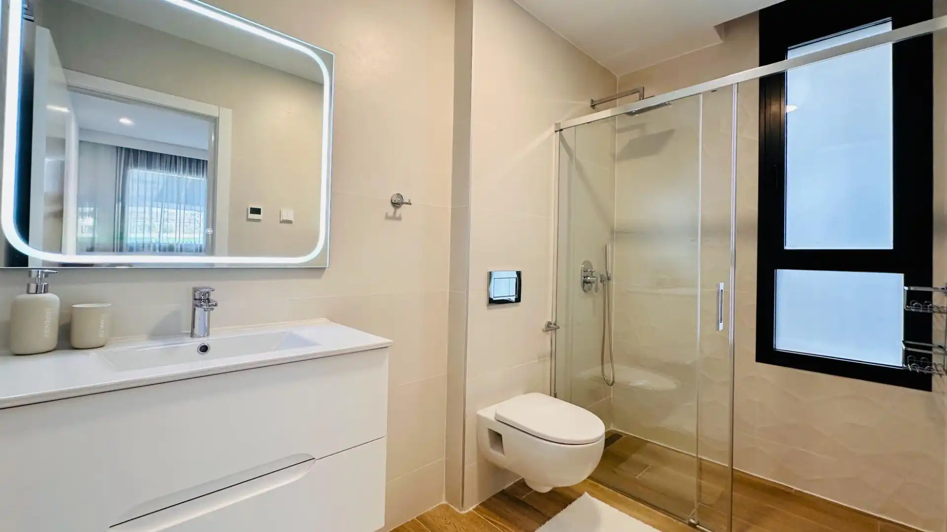 Badezimmer von Maisonette zum Verkauf in Finestrat mit Klimaanlage, Heizung und Terrasse