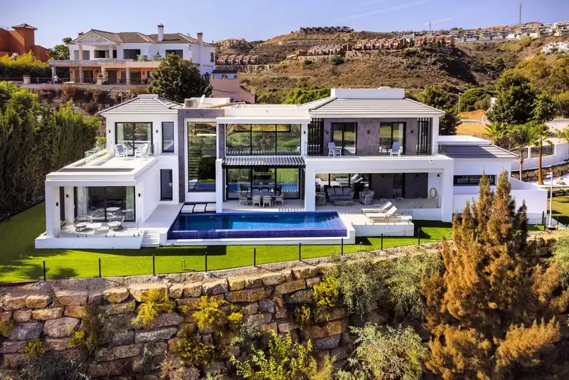 Casa amb terrassa en venda a La Alquería