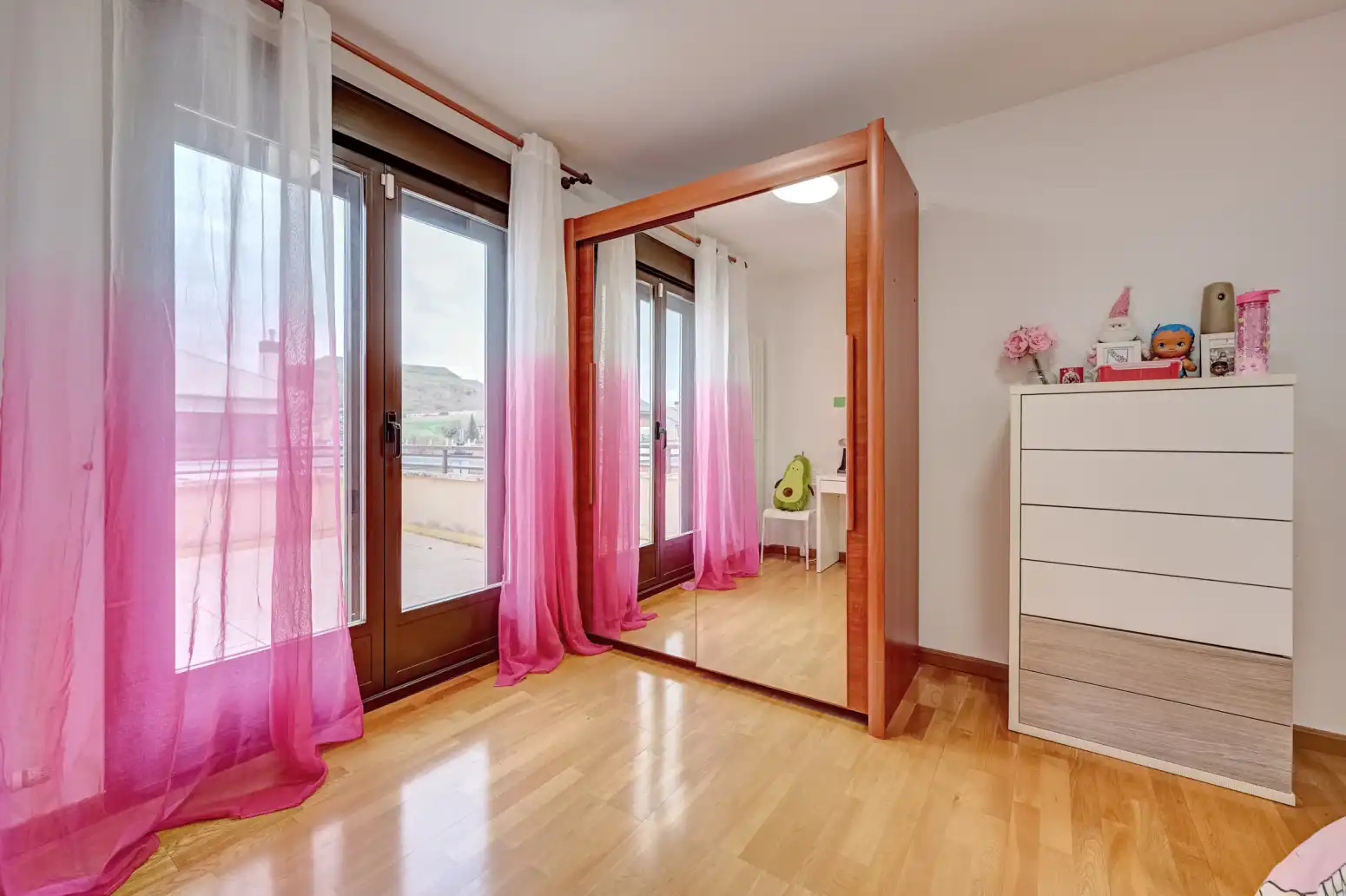 Bedroom of Attic for sale in Enériz / Eneritz  with Heating, Private garden and Parquet flooring
