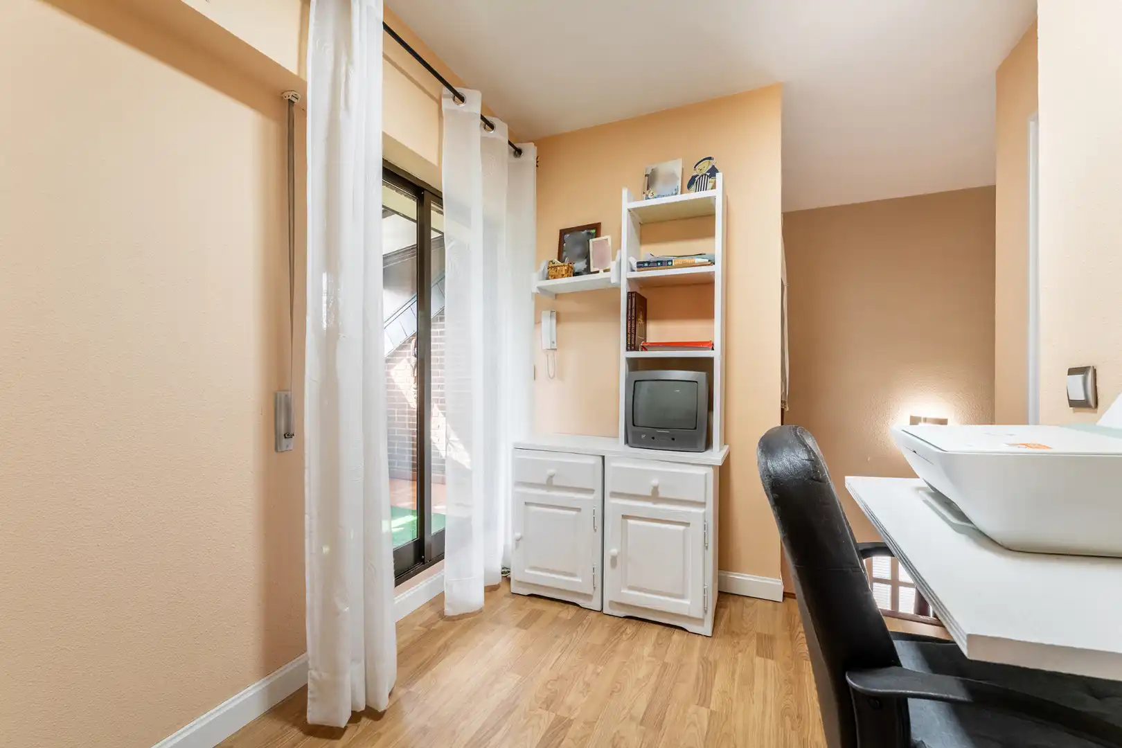 Schlafzimmer von Haus oder Chalet zum Verkauf in Pozuelo de Alarcón mit Klimaanlage, Heizung und Privatgarten