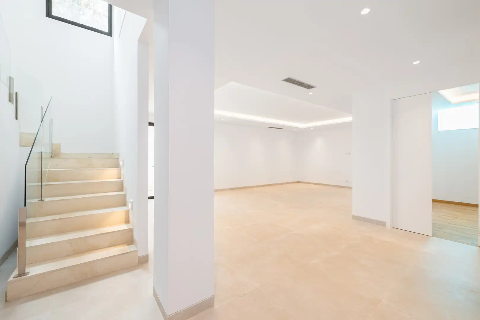 Casa con piscina in vendita a Milla de Oro, imagen 4
