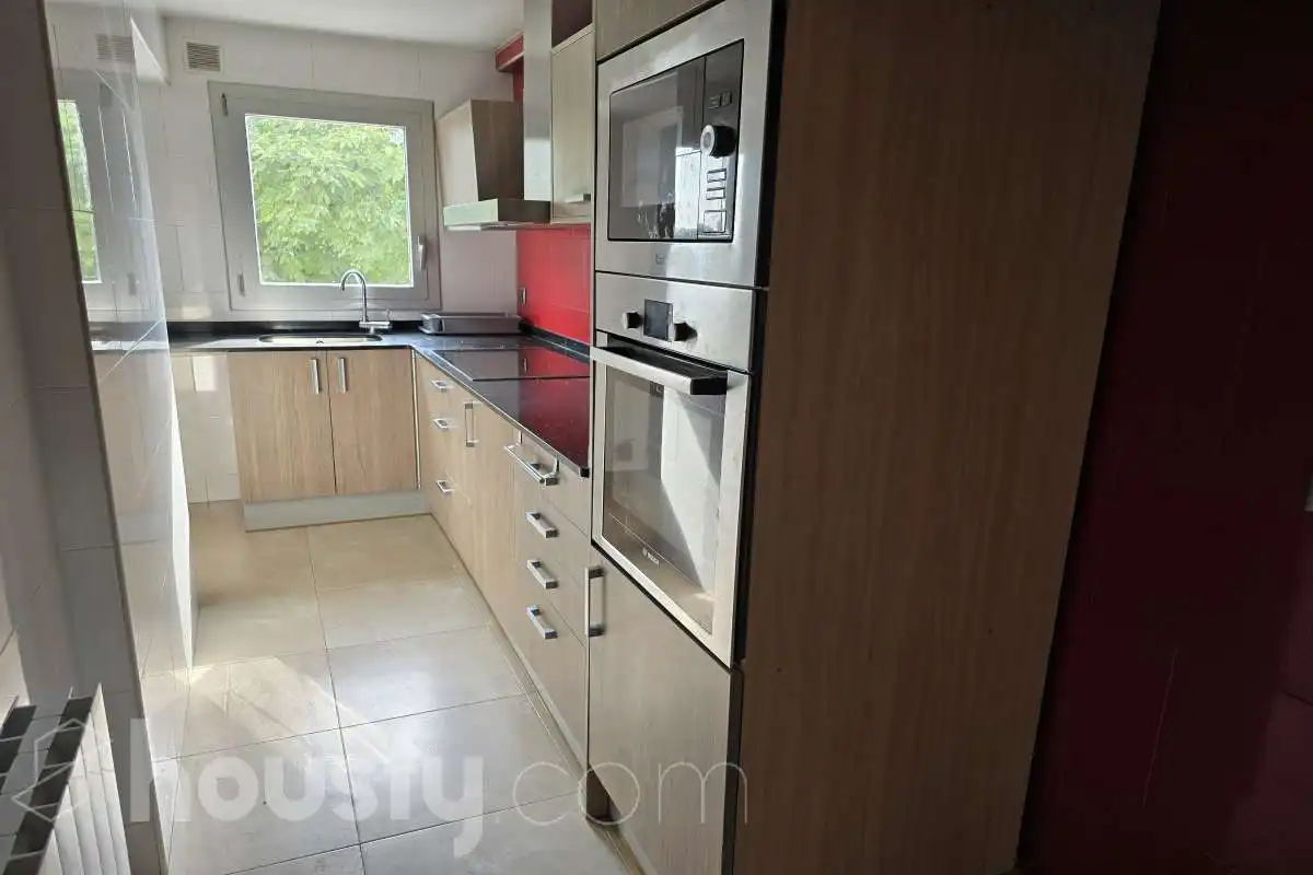 Flat for rent in Carrer Dolçamara, Sant Ildefons